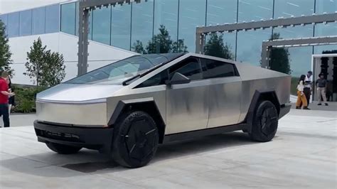 metal box car futuristic|2025 Tesla Cybertruck Review, Pricing, and Specs.